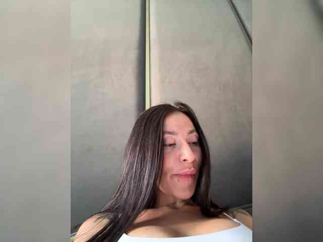 LunaDesire Sex Cam Show