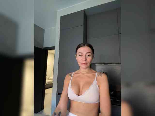 LunaDesire webcam