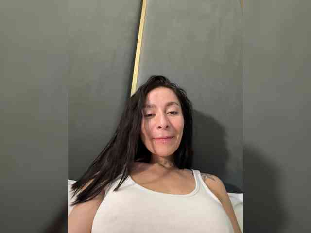 LunaDesire webcam