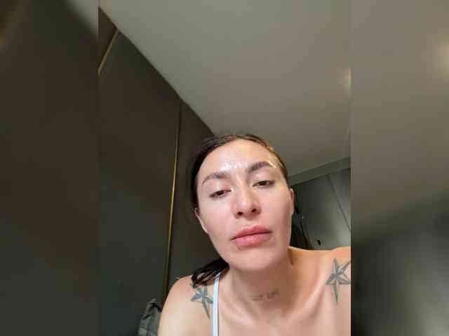 LunaDesire webcam