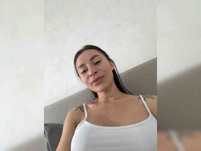 Lunadesire live show