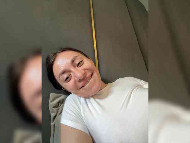 LunaDesire webcam