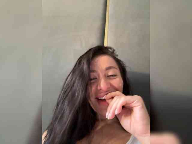 LunaDesire webcam