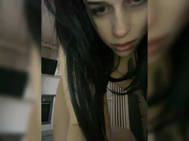 Preview of emogirl