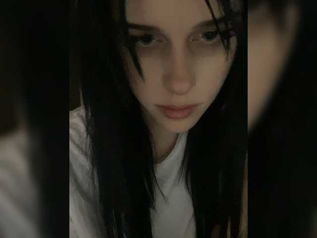 Preview of emogirl
