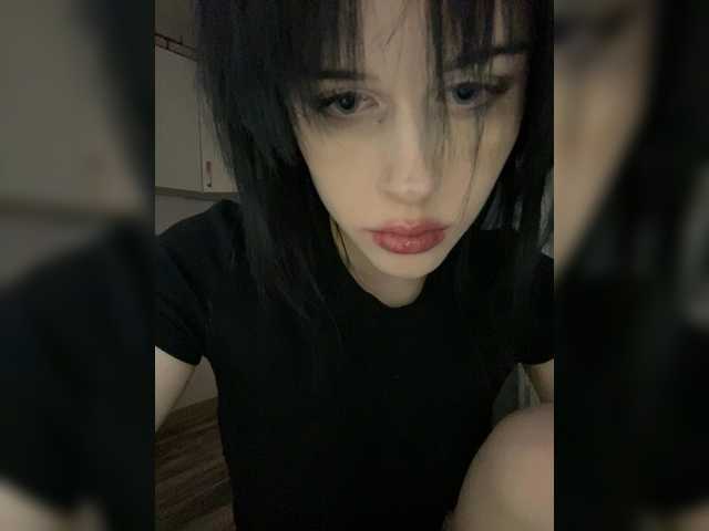 emog1rl's BongaCams show and profile