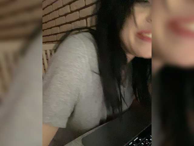 emog1rl live cam on BongaCams