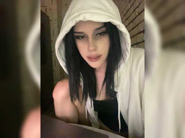emog1rl live cam on BongaCams