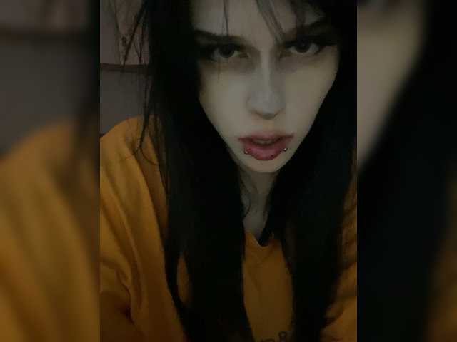 emog1rl live cam on BongaCams