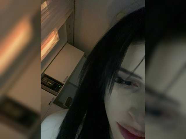 emog1rl live cam on BongaCams