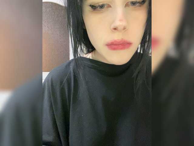 emog1rl's BongaCams show and profile