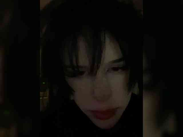 emogirl webcam