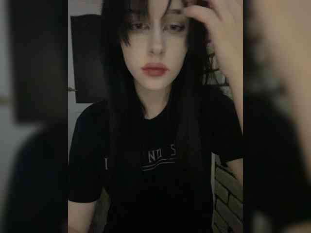 emogirl webcam