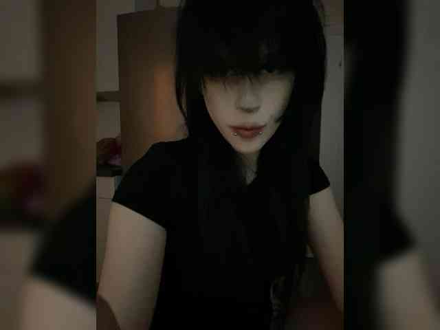 emogirl webcam