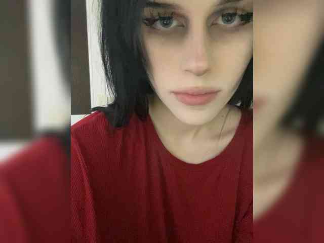 emogirl webcam