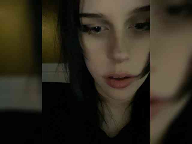 emog1rl Live Webcam on BongaCams