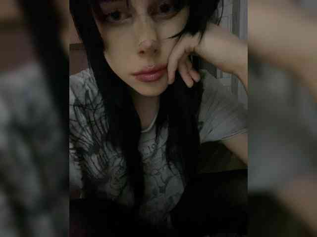 emogirl webcam