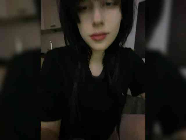 Model: emogirl