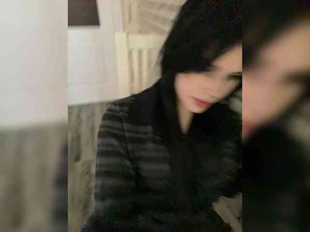 emogirl webcam