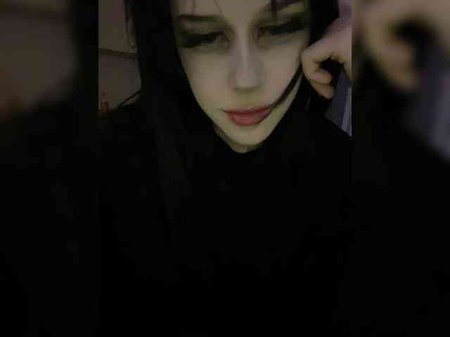 emogirl webcam