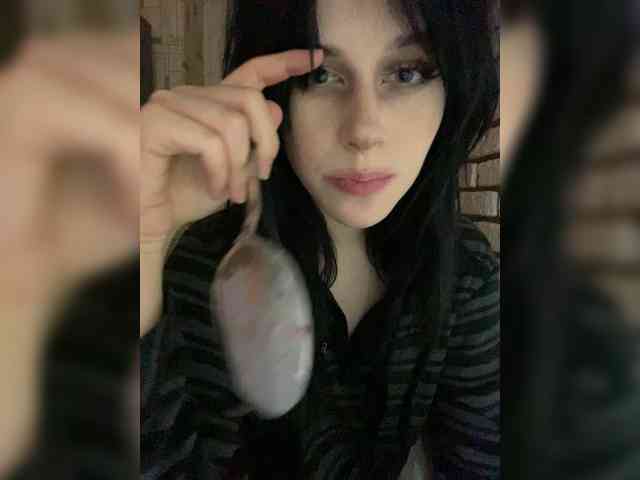 emogirl webcam