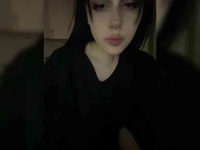 emogirl webcam