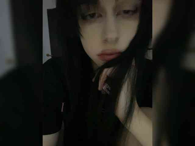 emogirl webcam
