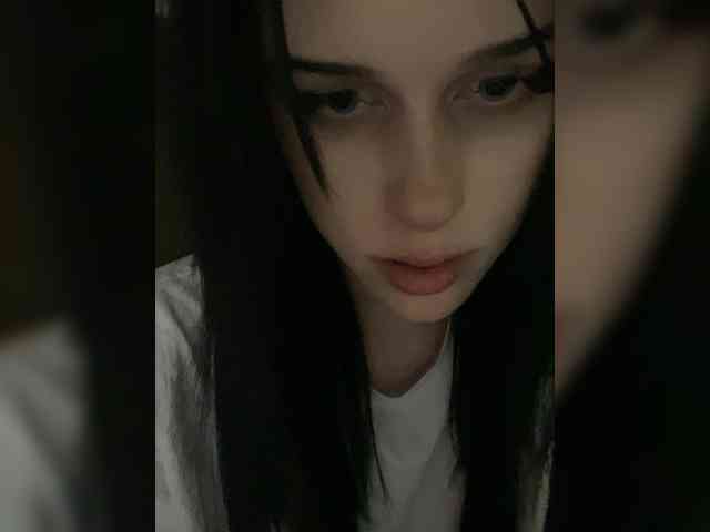 emogirl webcam