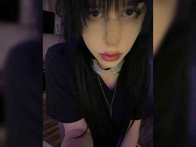 emogirl webcam