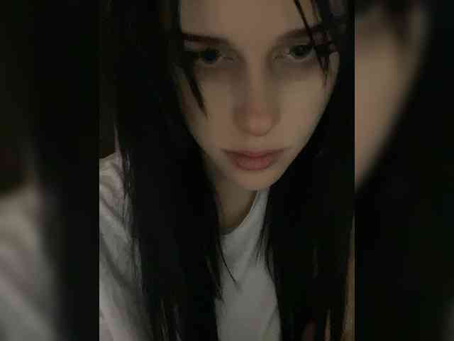 emogirl webcam