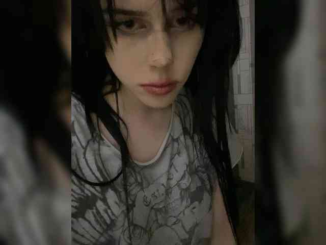 emogirl webcam