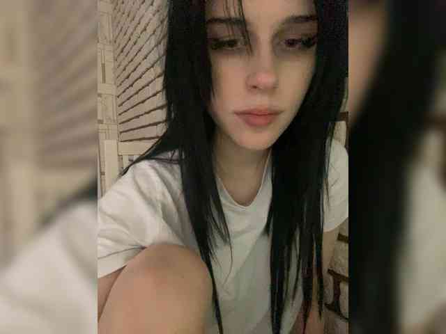 emogirl webcam