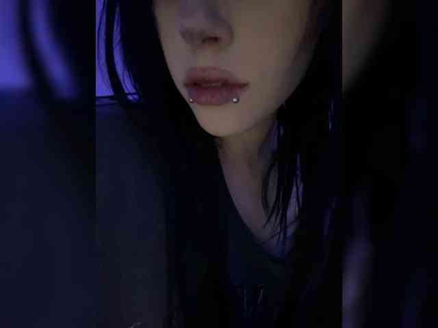 emogirl webcam