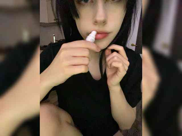 emogirl webcam