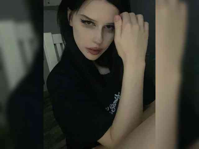 emogirl webcam