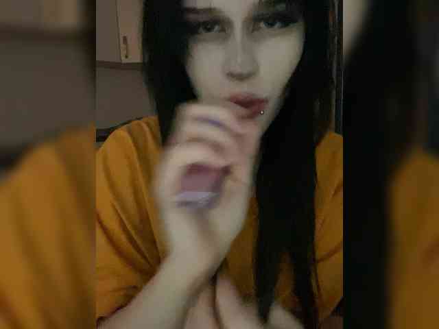 emogirl webcam