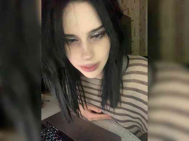 emogirl webcam