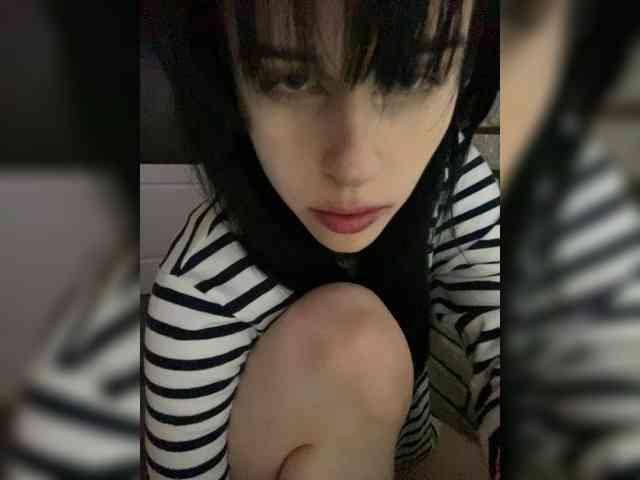 emogirl webcam