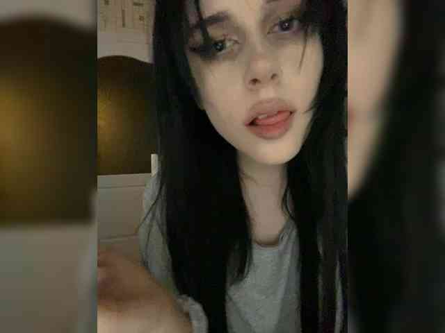 emogirl webcam
