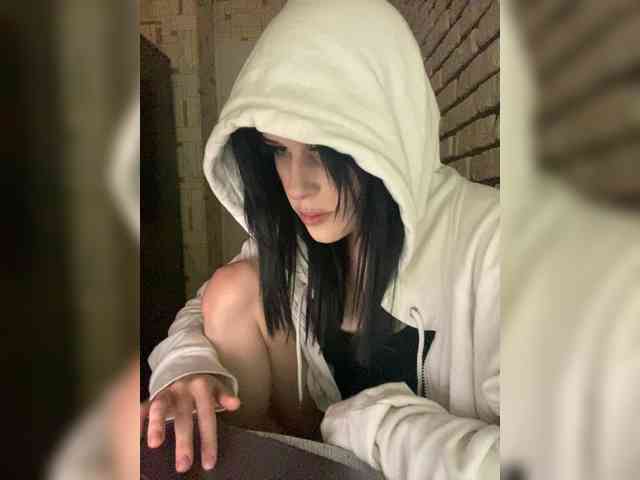 emogirl webcam