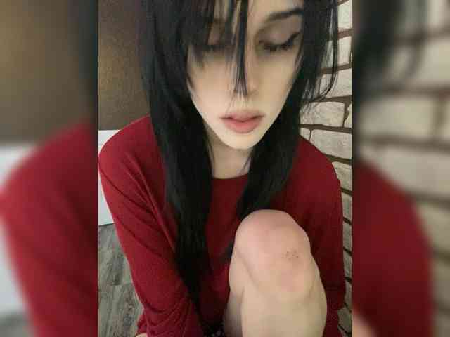 emogirl webcam