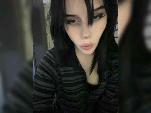 emogirl webcam