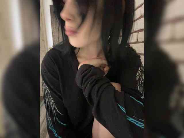 Model: emogirl