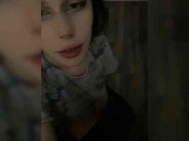 emog1rl Live Webcam on BongaCams