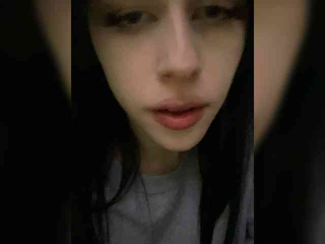 emogirl webcam