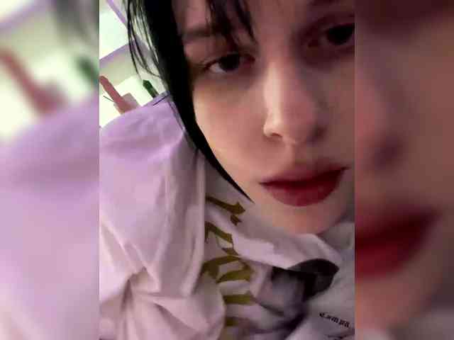 emogirl webcam