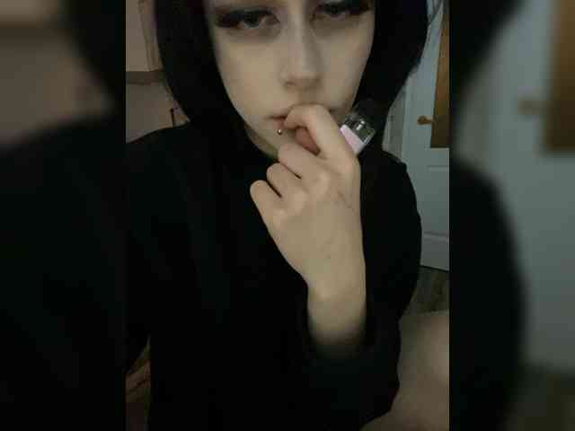 Model: emogirl