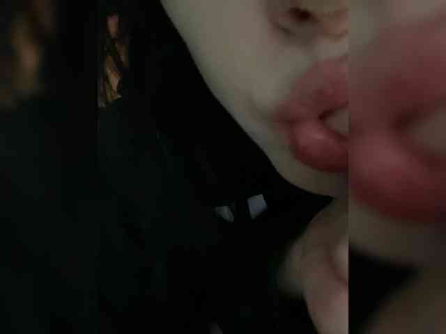 emogirl webcam