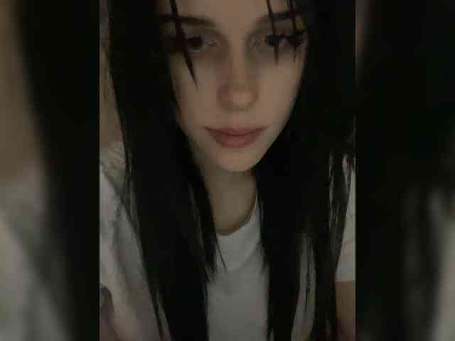 emogirl webcam