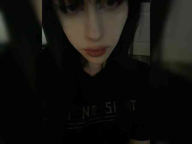 emogirl webcam